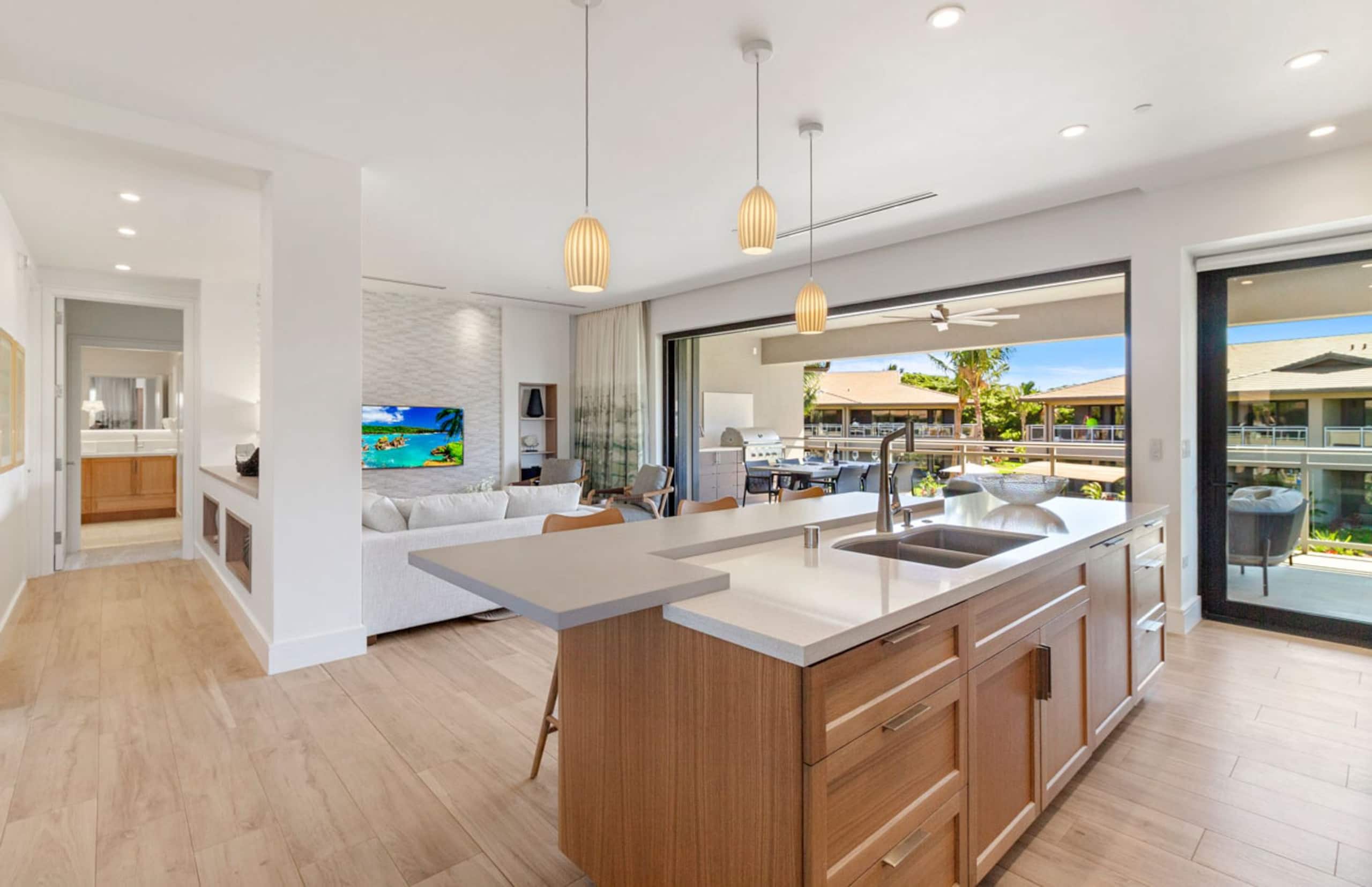 Condo in Lahaina · ★4.81 · 3 bedrooms · 4 beds · 3 baths - Image 4