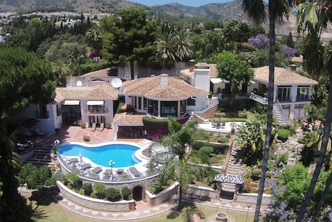 Extravagant Spanish Architecture Ocean View Villa