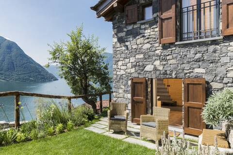 Modern Villa on Lake Como - Ca' de Sass