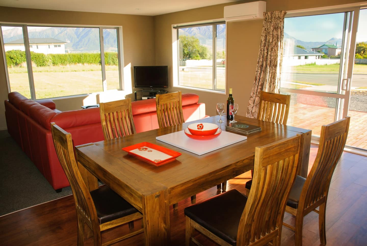 Relaxing Kaikoura Home With Bbq & Mountain Views 2