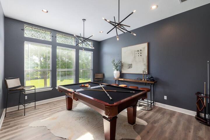 Pool | Hot Tub | Pool Table | Basktball | Fire Pit gallery image 5
