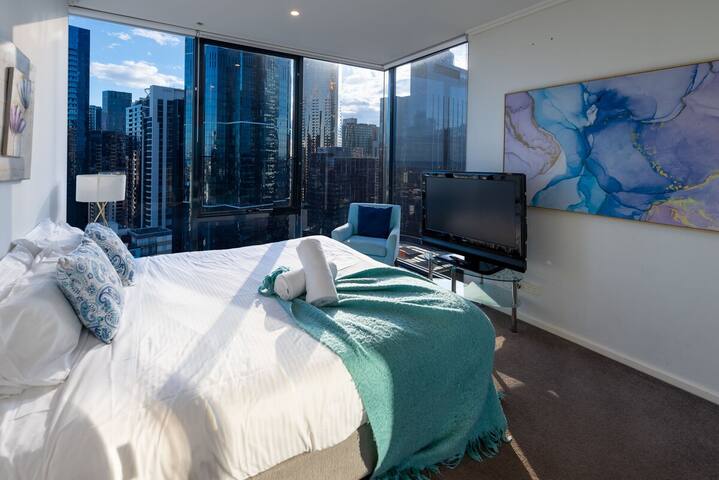 Perfect 4 Bedroom Penthouse close to Casino gallery image 5