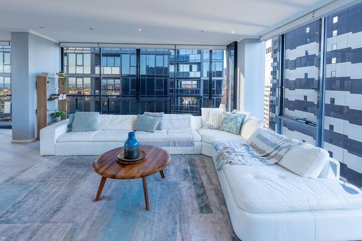 Perfect 4 Bedroom Penthouse close to Casino gallery image 2