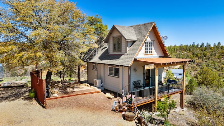Thumb Butte Chalet Nestled In The Mountains! - Prescott, AZ