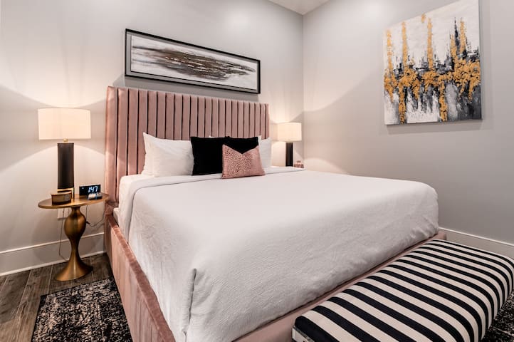 Downtown 4BR | Private Outdoor Patio | King Beds