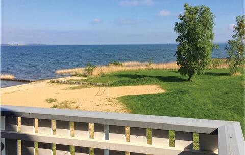 Gorgeous apartment in Rechlin with WiFi