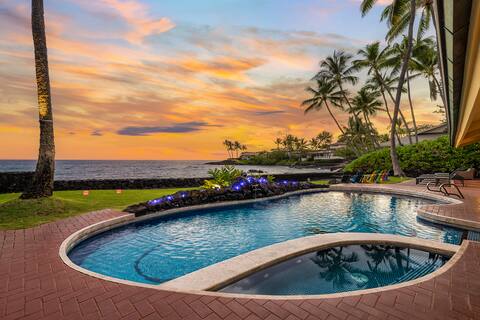 Hale Pua: Private Oceanfront w Pool Hot Tub & AC