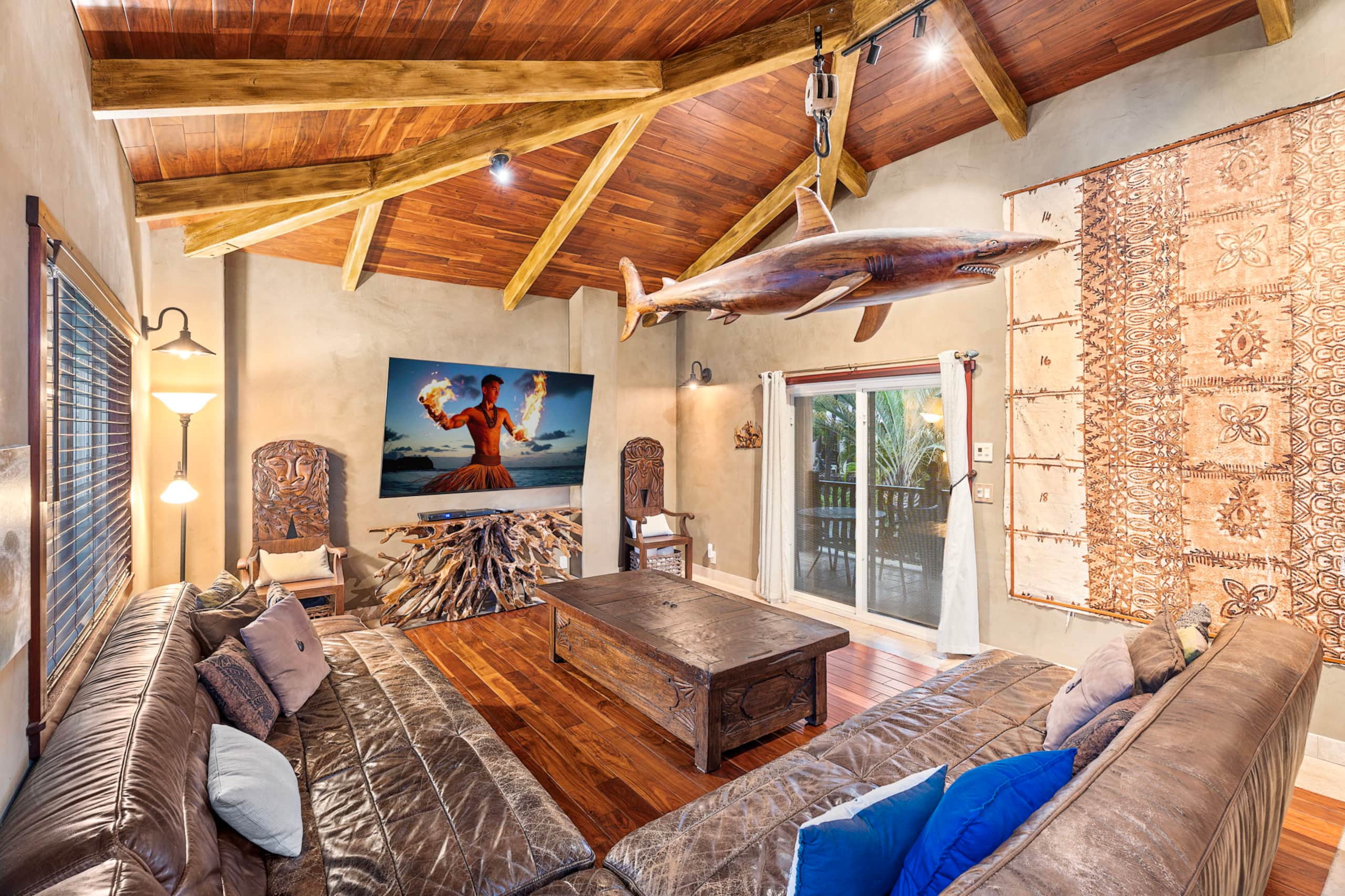 Home in Kailua-Kona · ★4.93 · 4 bedrooms · 10 beds · 4 baths - Image 5