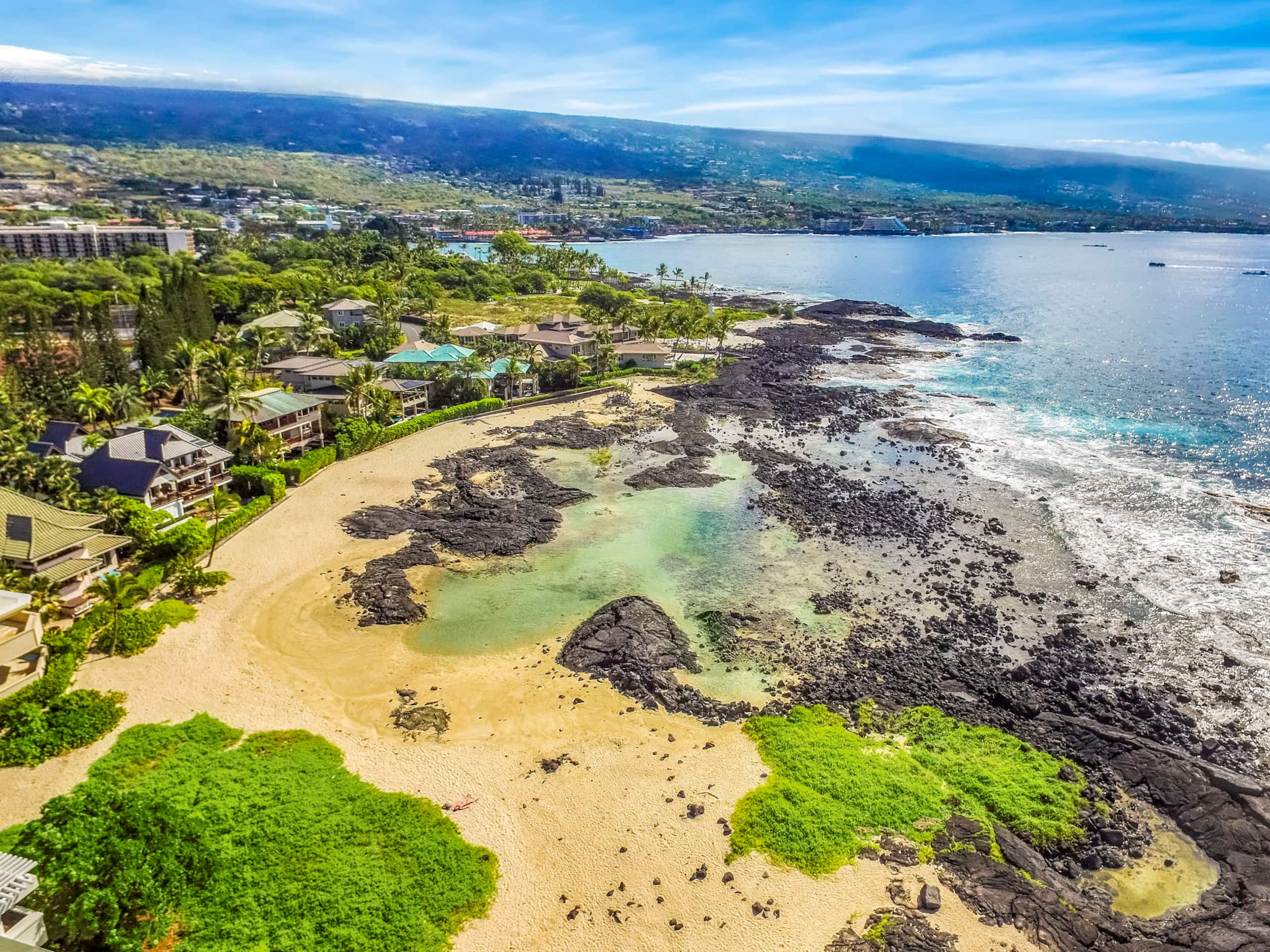 Home in Kailua-Kona · ★4.93 · 4 bedrooms · 10 beds · 4 baths - Image 49