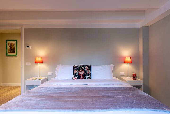 Sdrucciolo dei Pitti Third floor gallery image 3