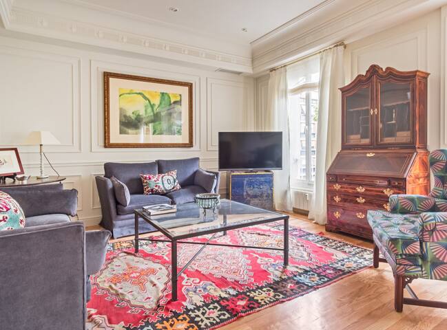 Spacious Apartment for 5 in the Heart of Salamanca gallery image 2