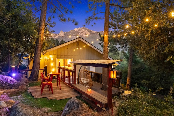 Three Gazing Stars: Spacious, Stunning Views, Walk - Idyllwild-Pine Cove, CA