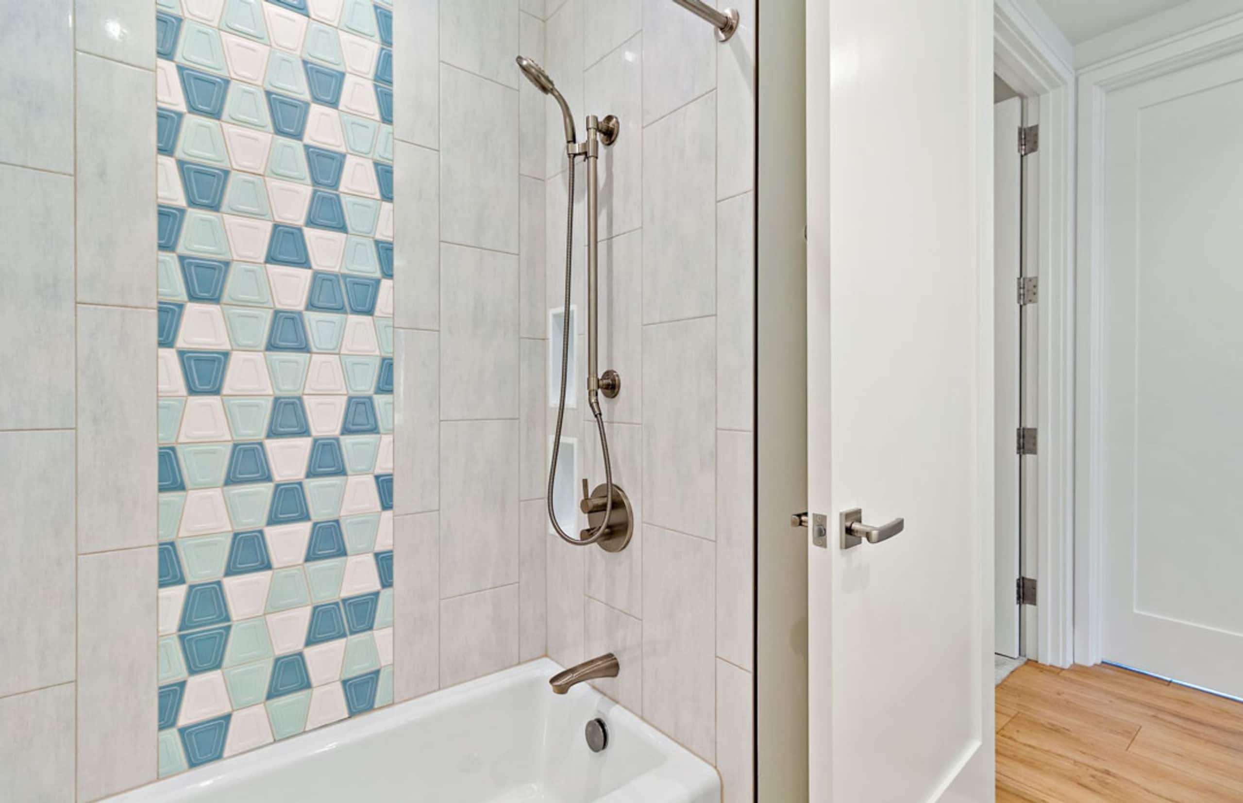 Condo in Lahaina · ★4.67 · 3 bedrooms · 4 beds · 3 baths - Image 30