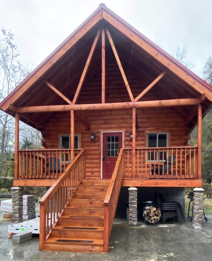 The Cabin at Main Street Lodging Cabins for Rent in Gilbert, West