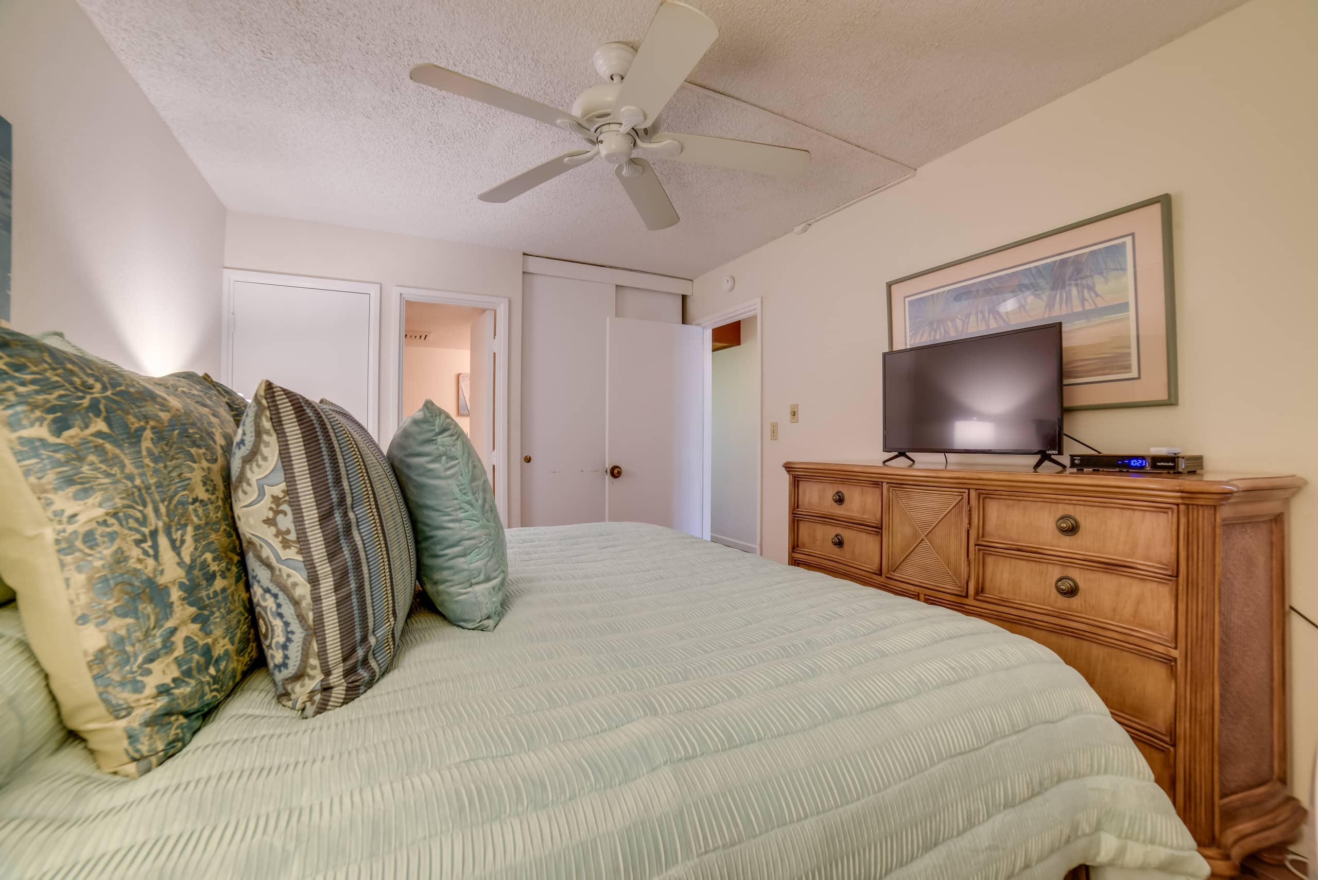 Condo in Kihei · ★4.43 · 1 bedroom · 2 beds · 2 baths - Image 17