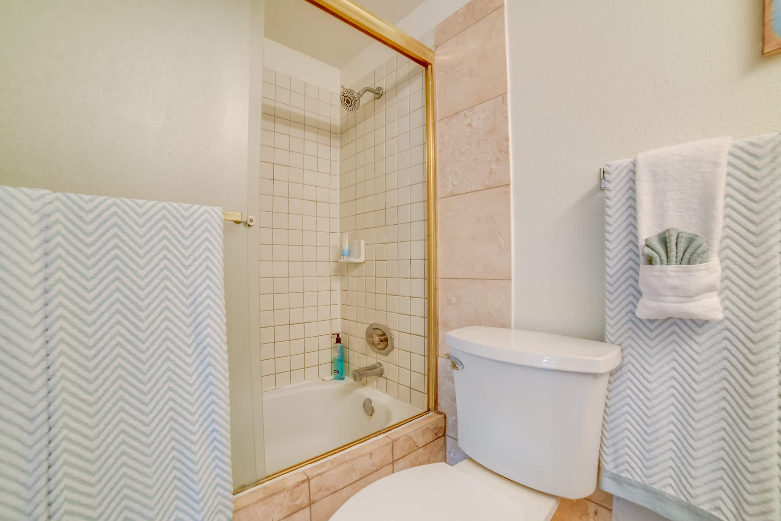 Condo in Kihei · ★4.43 · 1 bedroom · 2 beds · 2 baths - Image 19