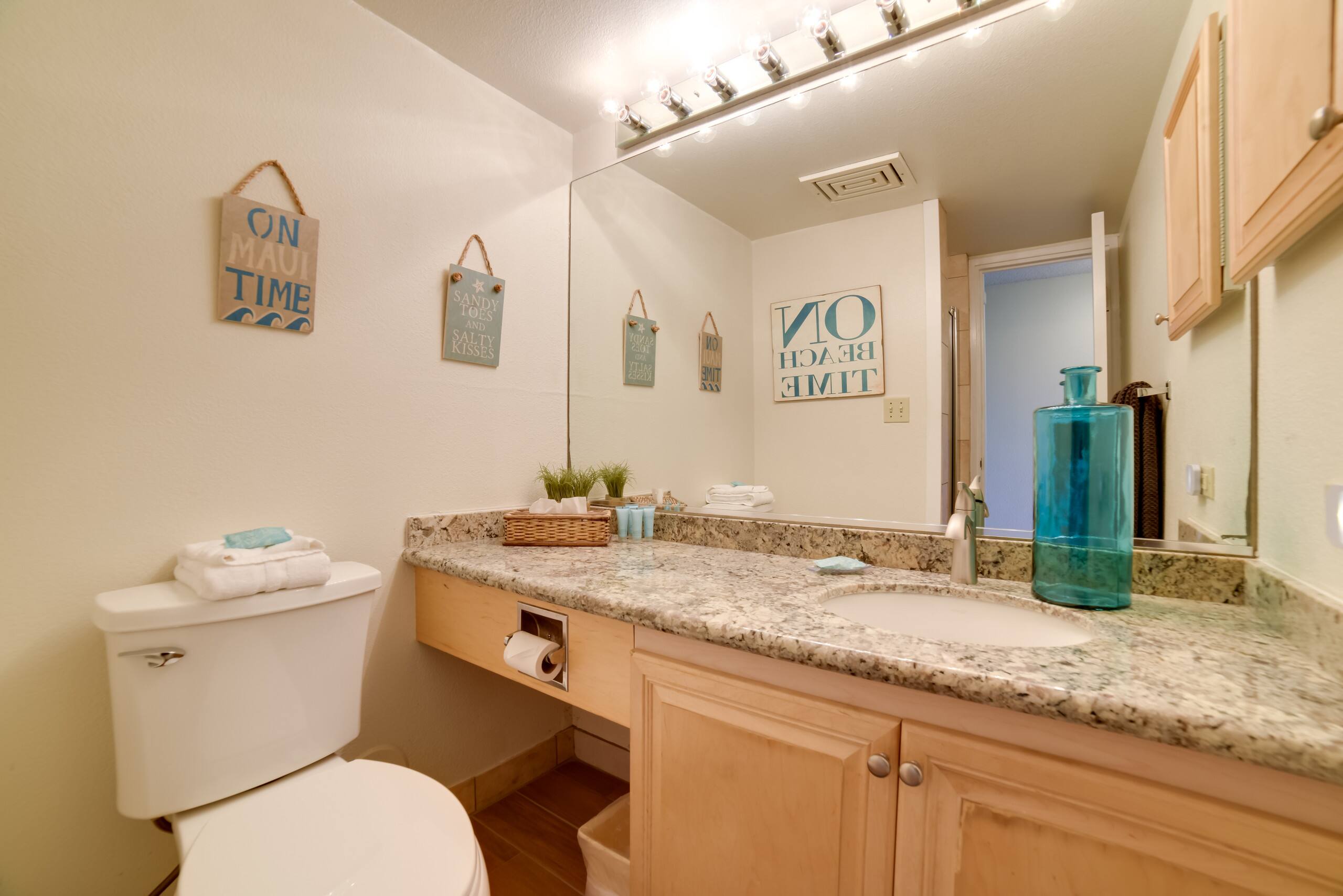 Condo in Kihei · ★4.43 · 1 bedroom · 2 beds · 2 baths - Image 13