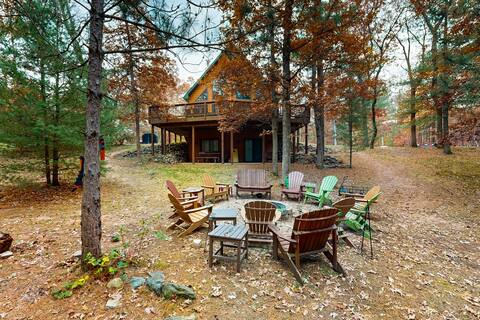 Spacious 5BR Castle Rock Lake | Dock | Deck