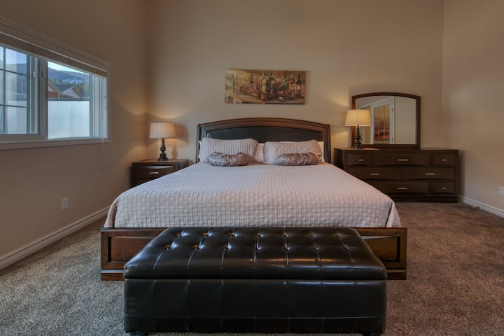 საძინებელი 1