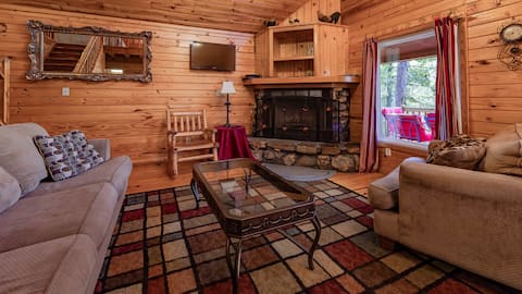 Cabin 6 "Country Charm"