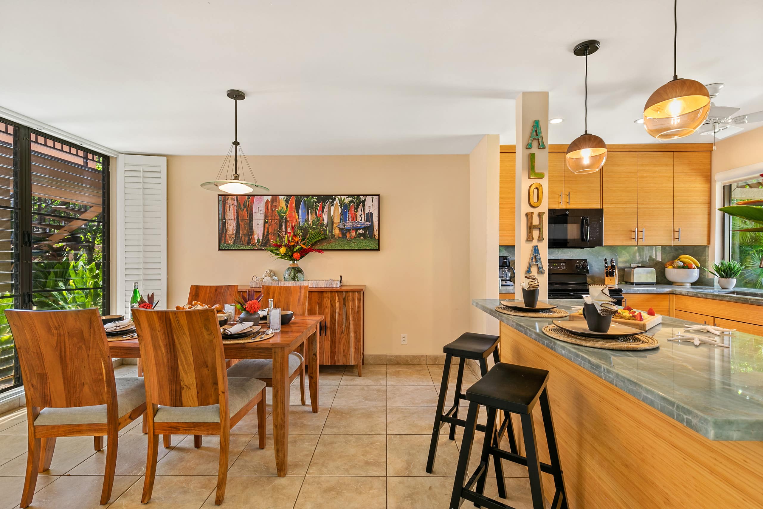 Condo in Kihei · ★4.83 · 1 bedroom · 2 beds · 2 baths - Image 10