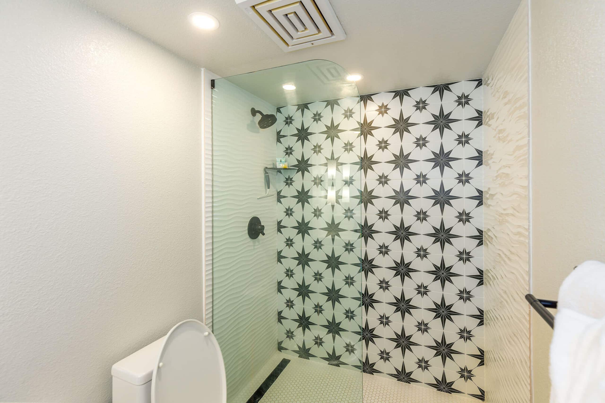 Condo in Kihei · ★4.93 · 2 bedrooms · 3 beds · 2 baths - Image 25