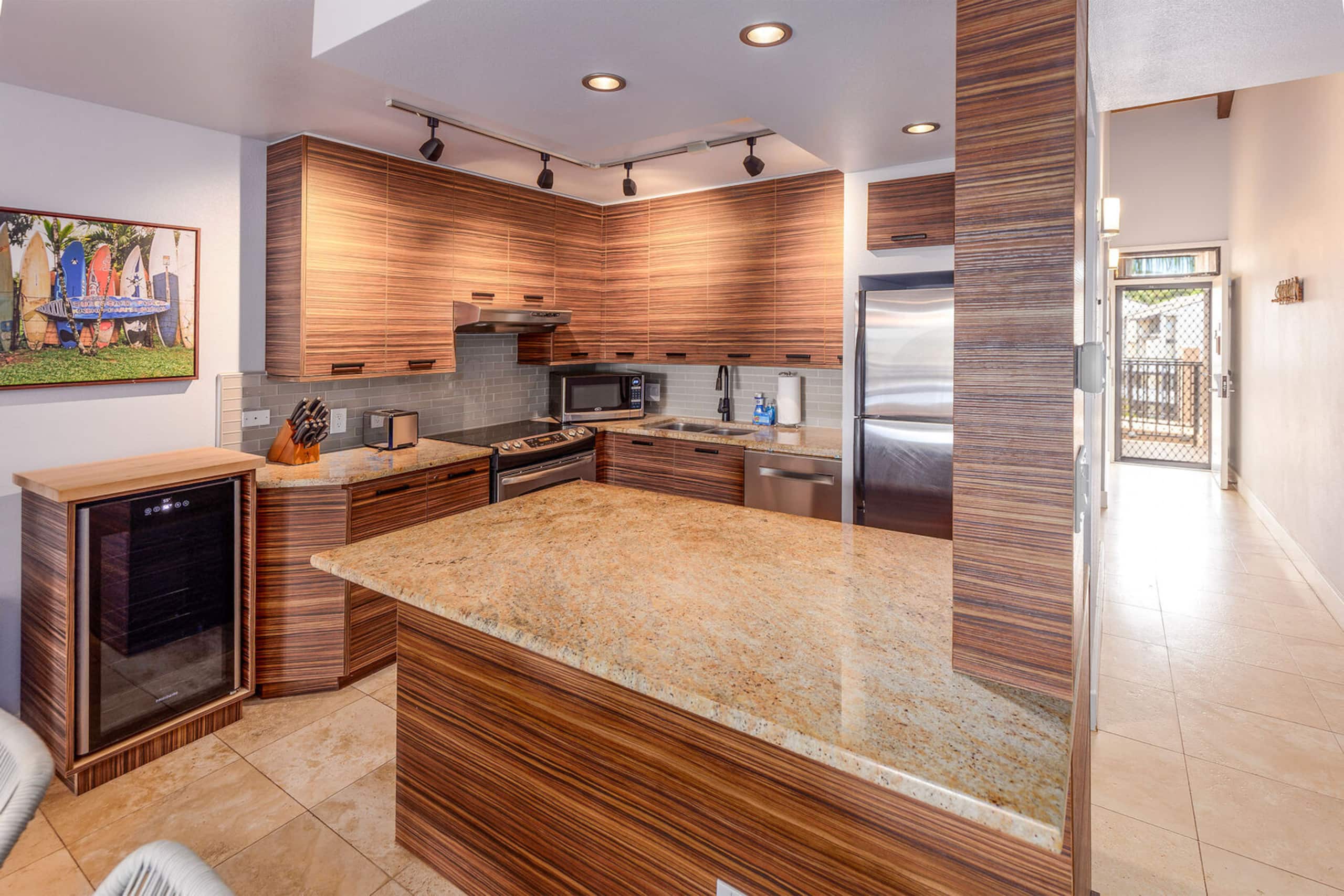 Condo in Kihei · ★4.93 · 2 bedrooms · 3 beds · 2 baths - Image 2
