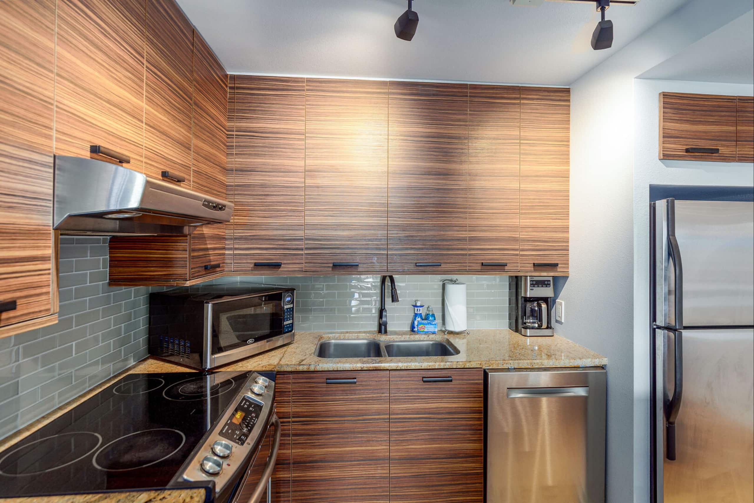 Condo in Kihei · ★4.93 · 2 bedrooms · 3 beds · 2 baths - Image 17