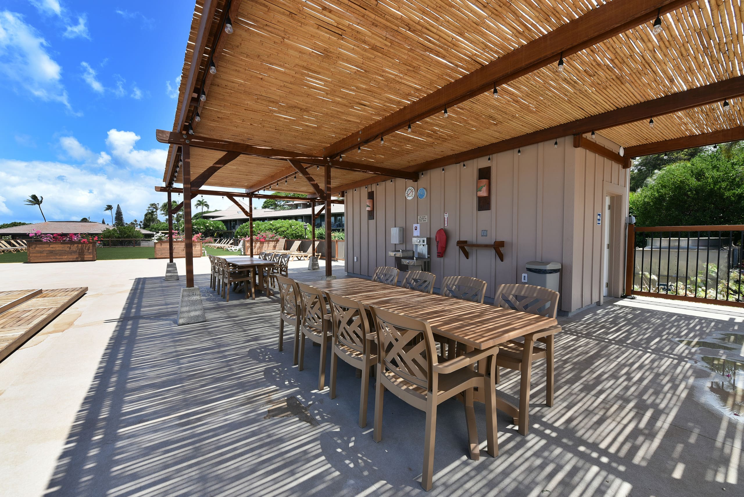Condo in Lahaina · ★4.92 · 1 bedroom · 2 beds · 1 bath - Image 31