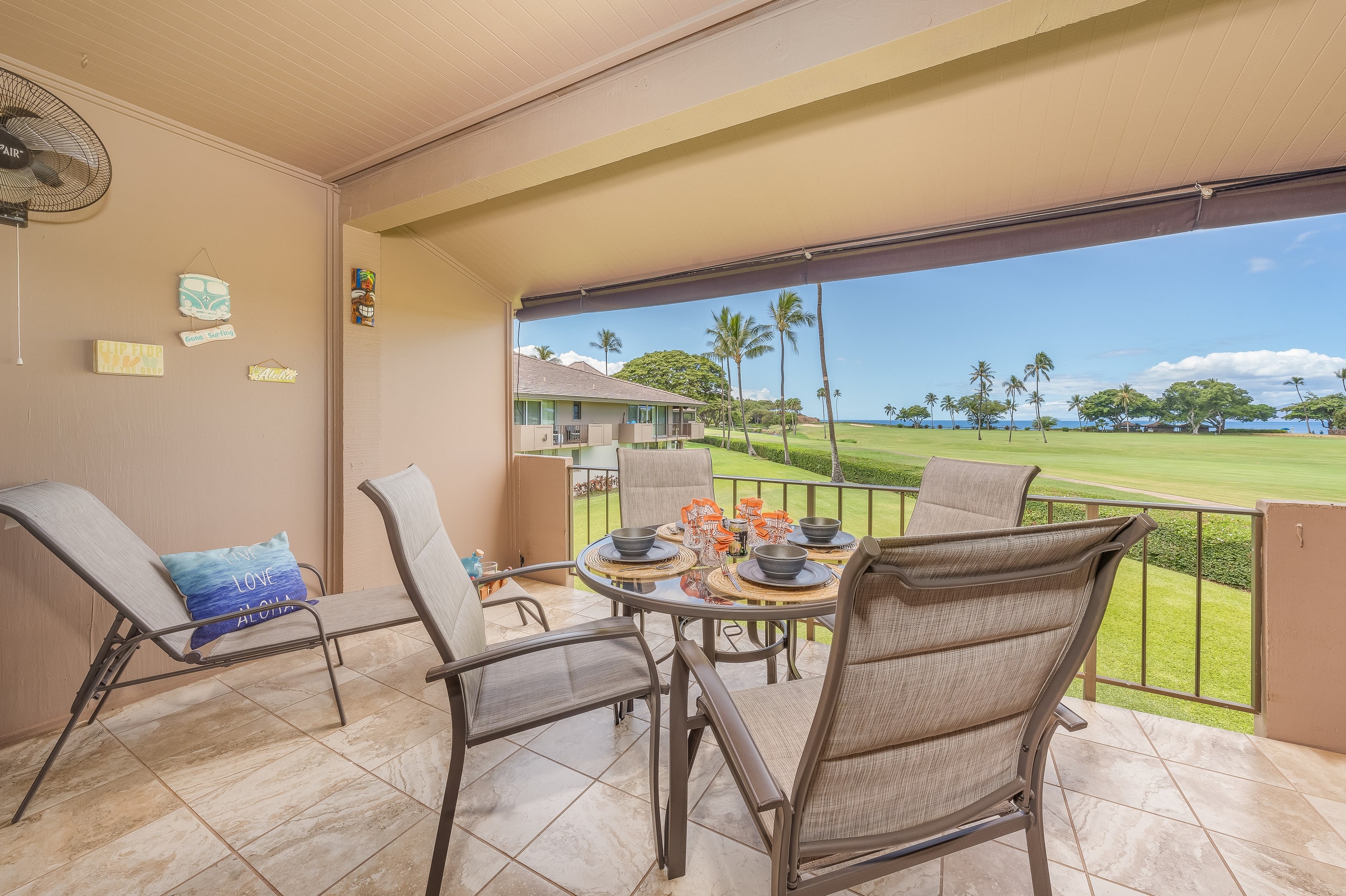 Condo in Lahaina · ★4.92 · 1 bedroom · 2 beds · 1 bath - Image 9