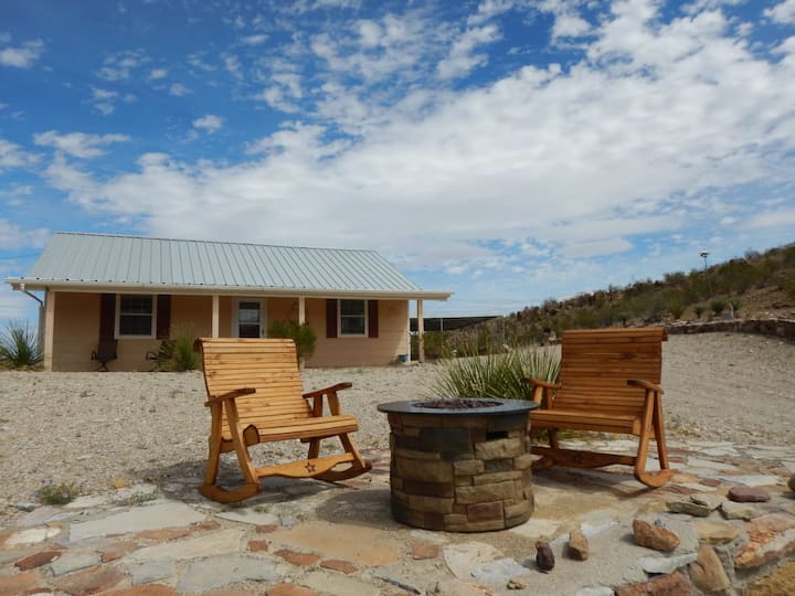 Casa Tranquilla Scenic Solar and Wind Powered Hom Houses for Rent in
