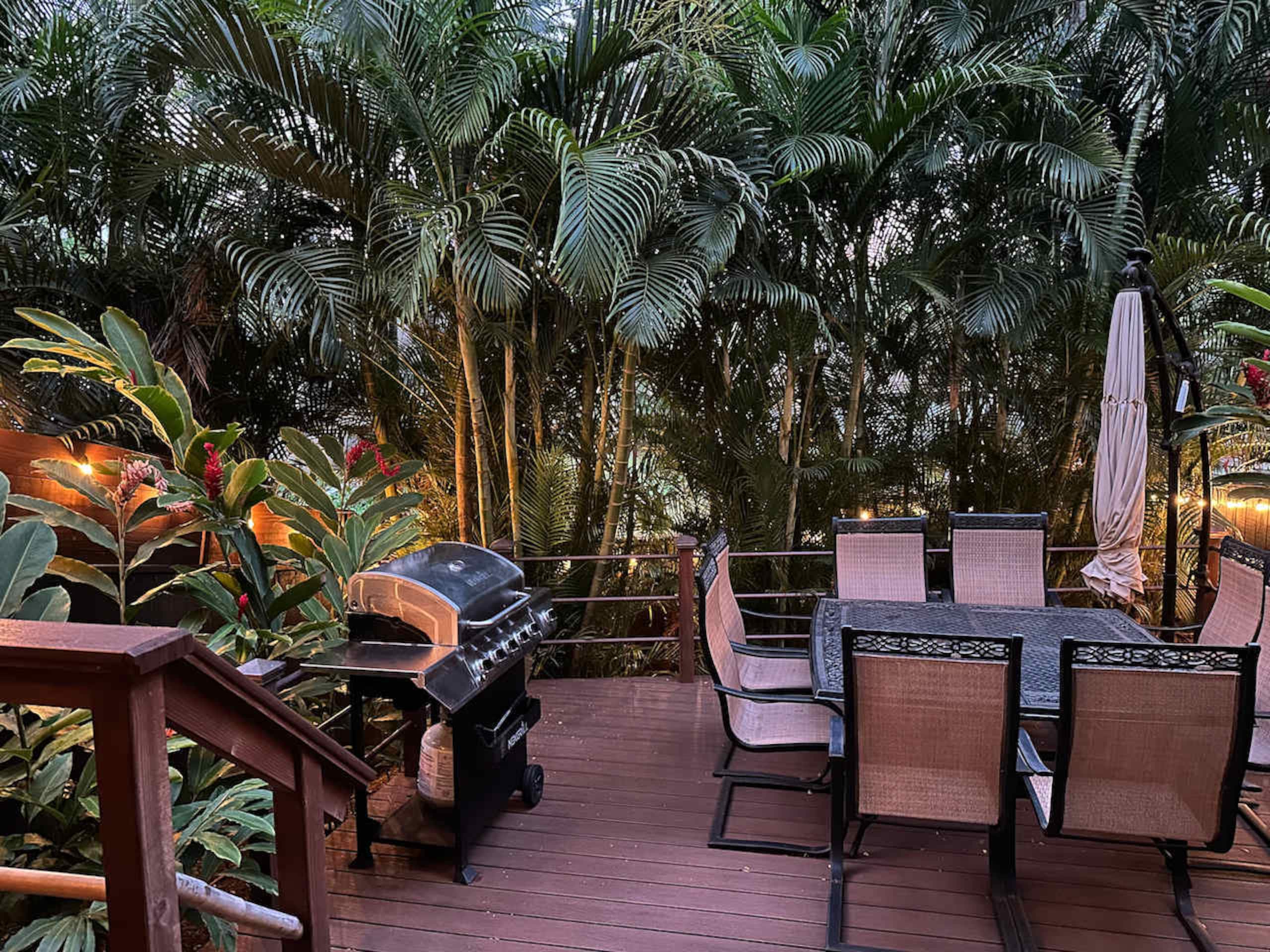 Townhouse in Lahaina · ★4.97 · 3 bedrooms · 4 beds · 2.5 private baths - Image 13