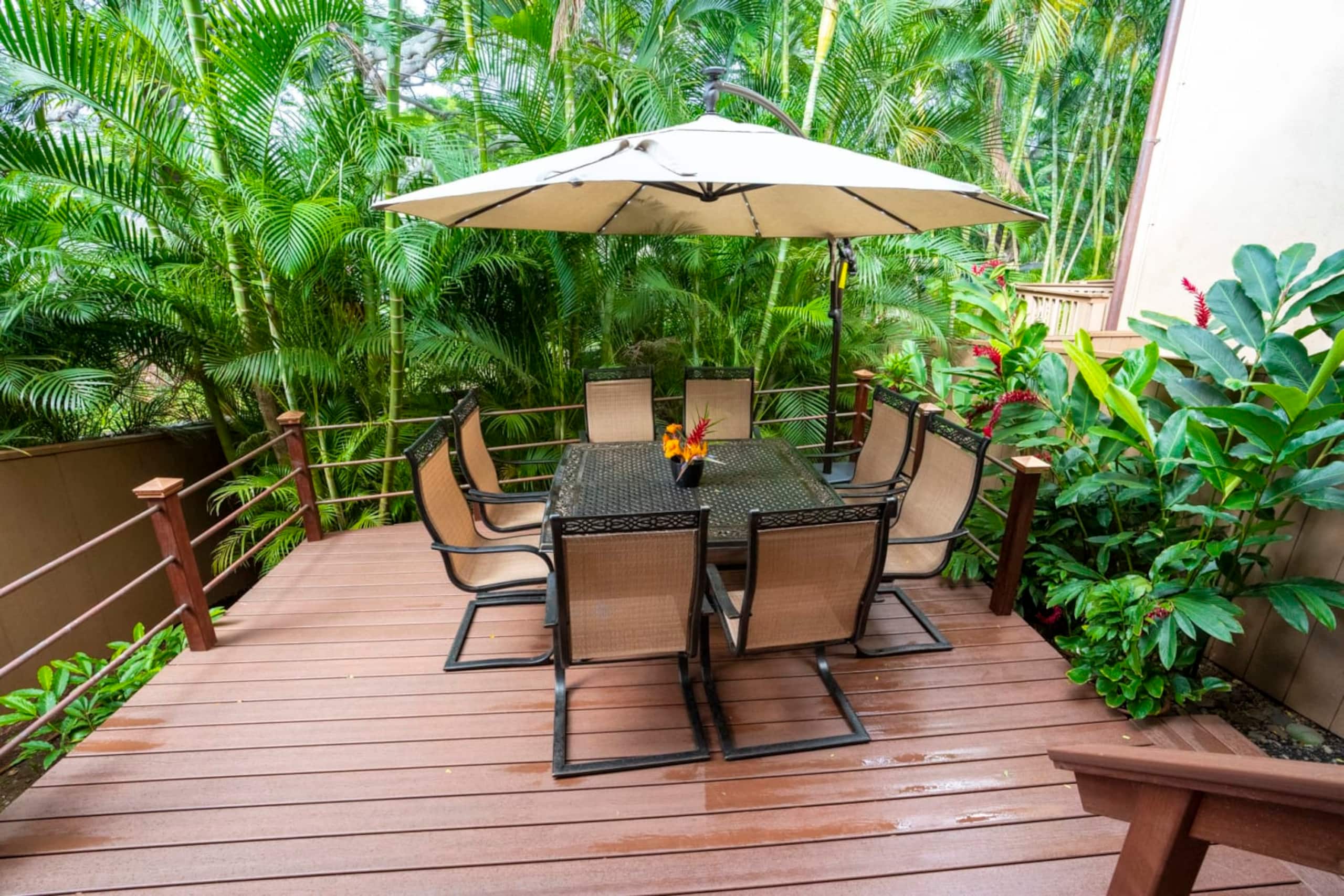 Townhouse in Lahaina · ★4.97 · 3 bedrooms · 4 beds · 2.5 private baths - Image 11