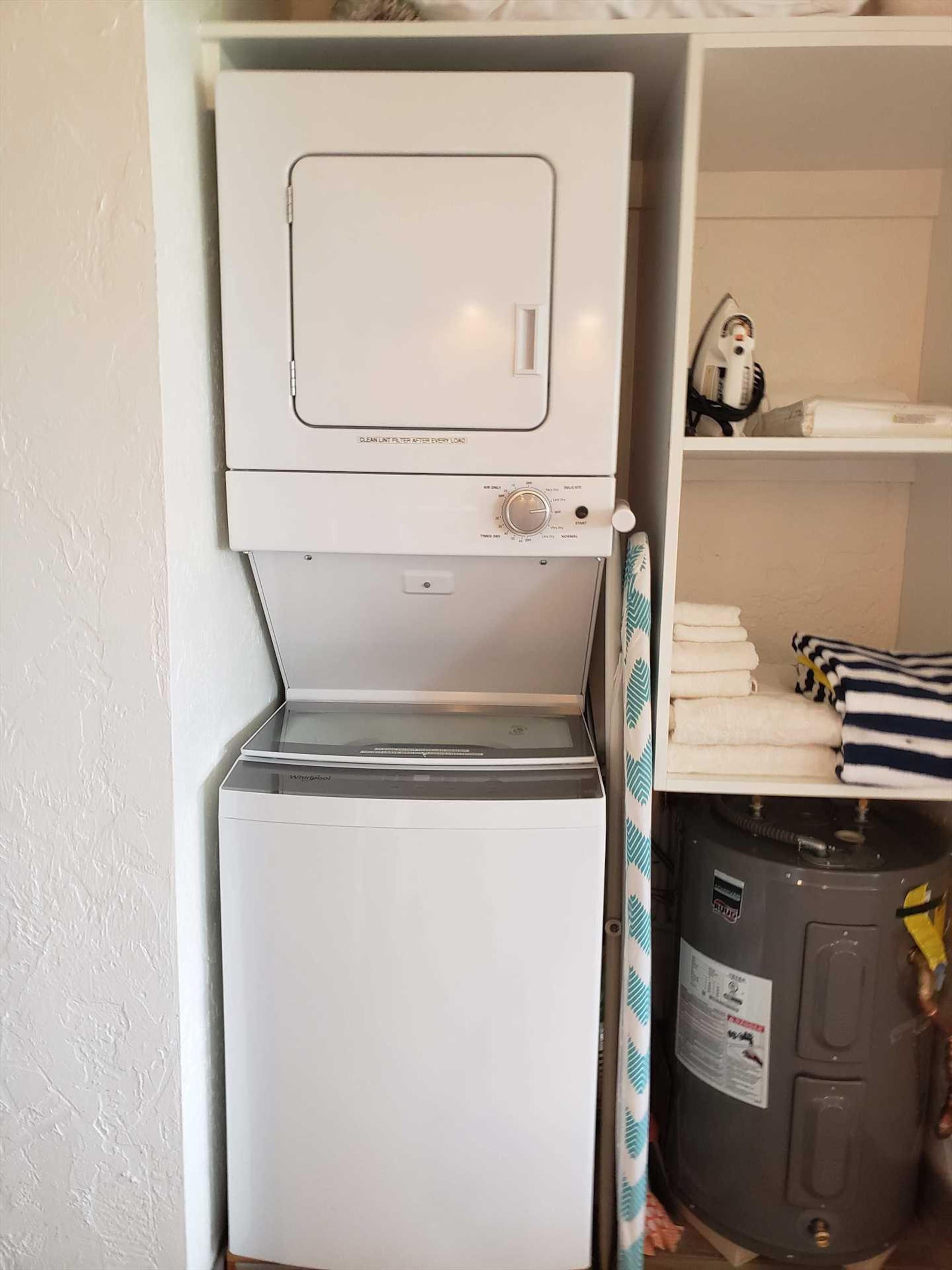 Papakea E204, Ocean view, King bed Suite - Image 24