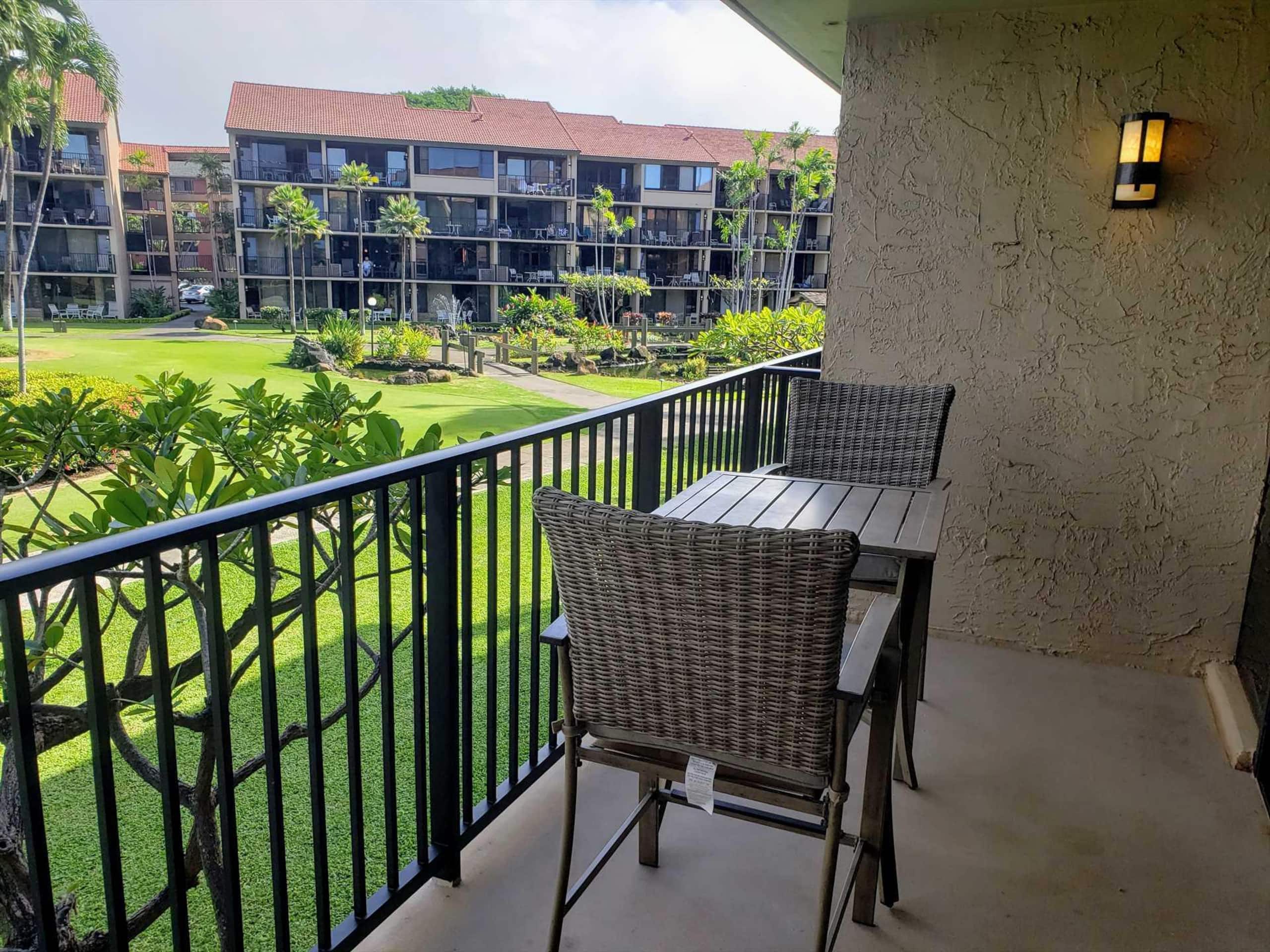 Papakea E204, Ocean view, King bed Suite - Image 6