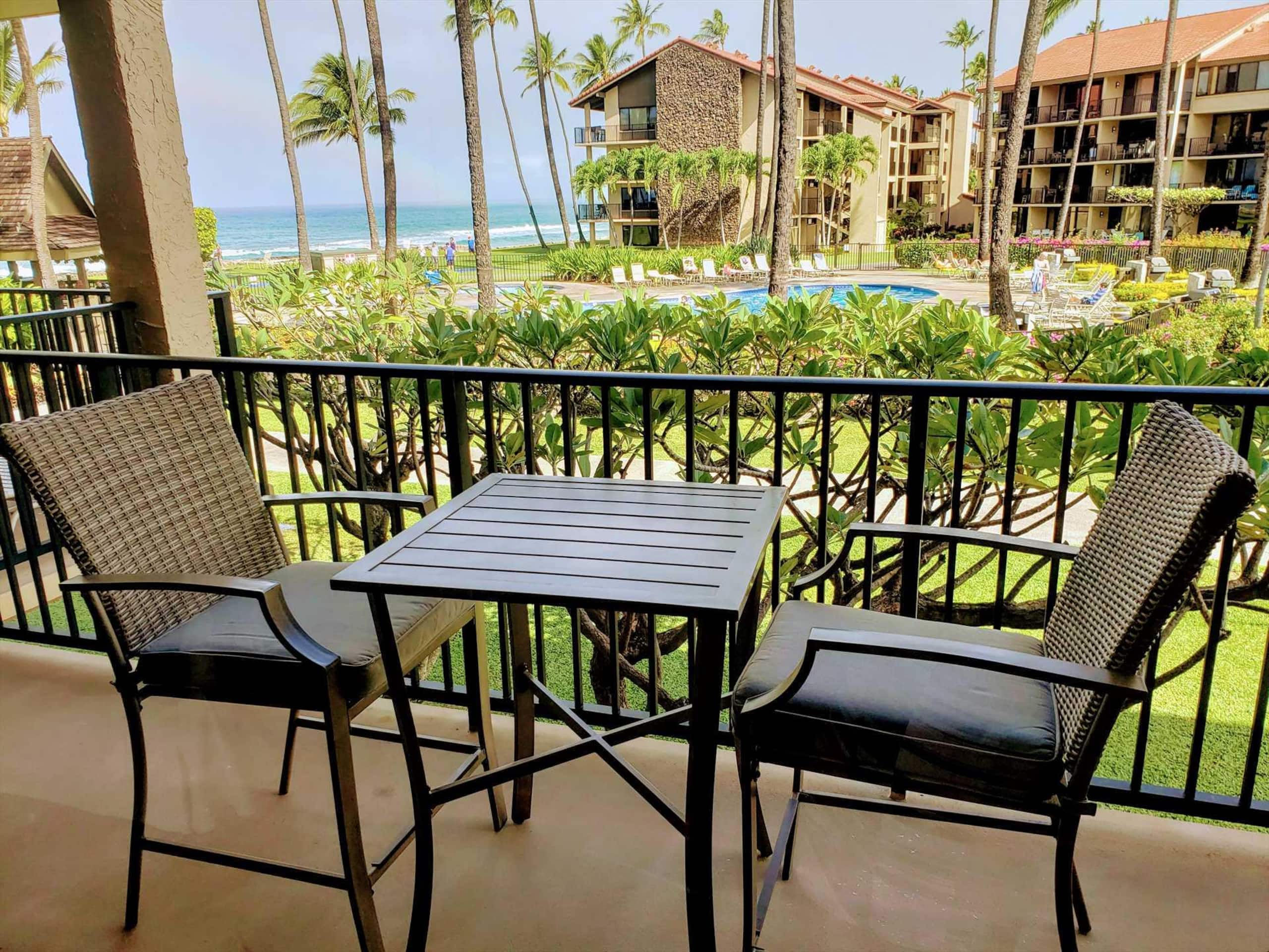 Papakea E204, Ocean view, King bed Suite - Image 1