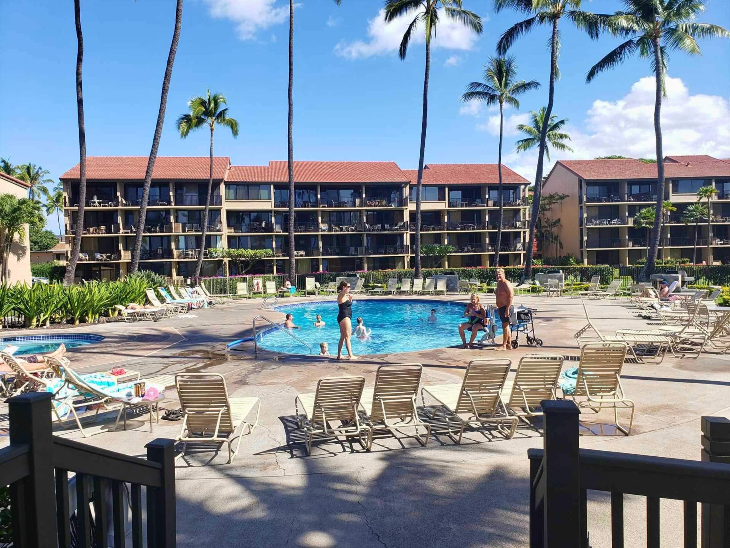 Papakea E204, Ocean view, King bed Suite - Image 38