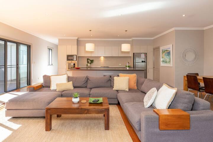 Bush 2 Beach gallery image 2