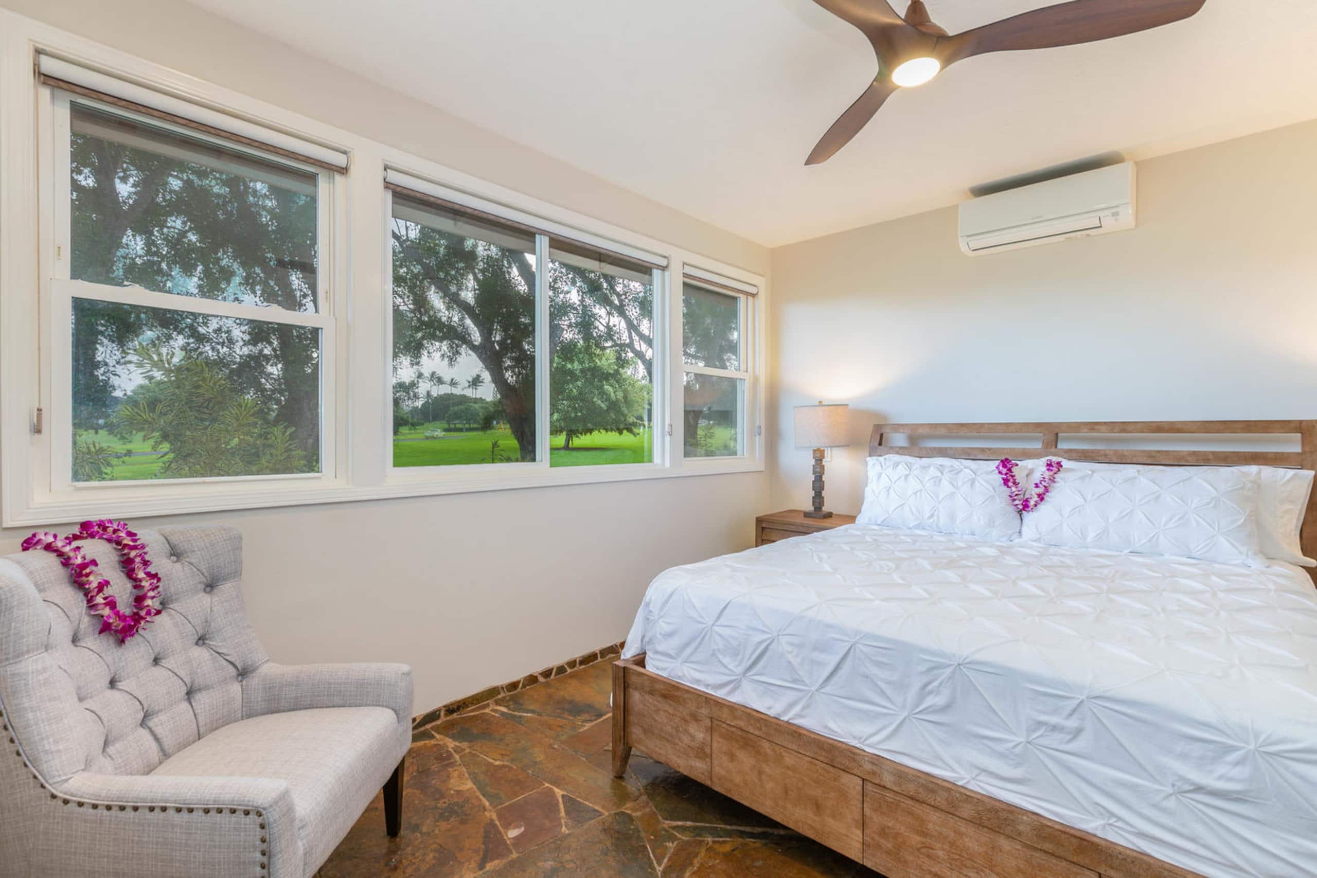 Pohaku Villa Tropical Home AC, Pool, Lanai, View - Photo 17