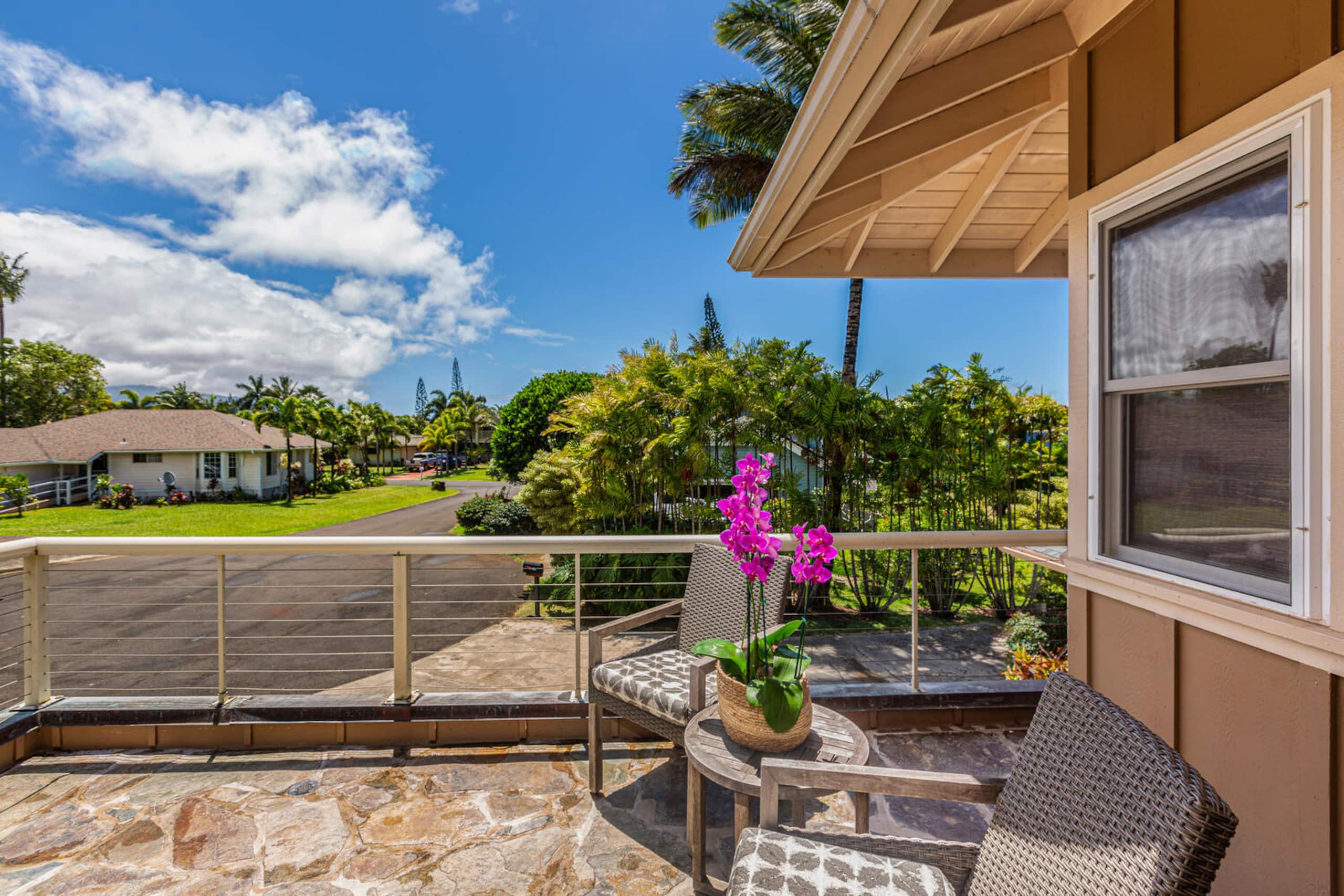 Pohaku Villa Tropical Home AC, Pool, Lanai, View - Photo 20