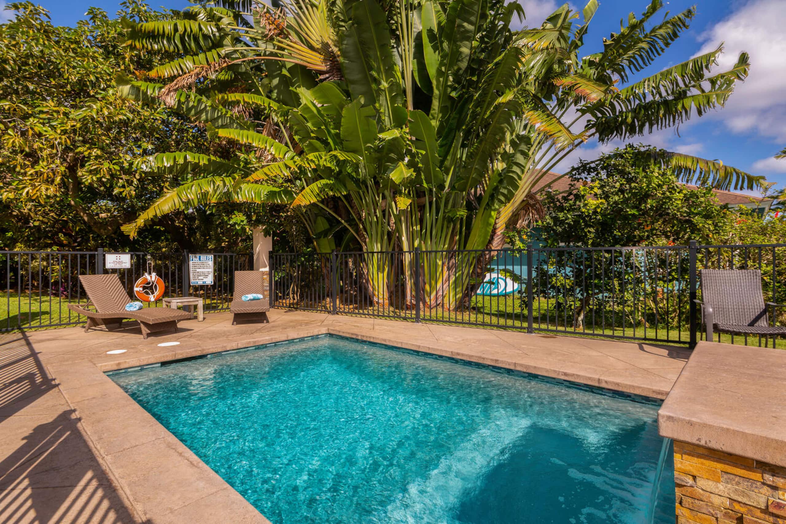 Pohaku Villa Tropical Home AC, Pool, Lanai, View - Photo 45