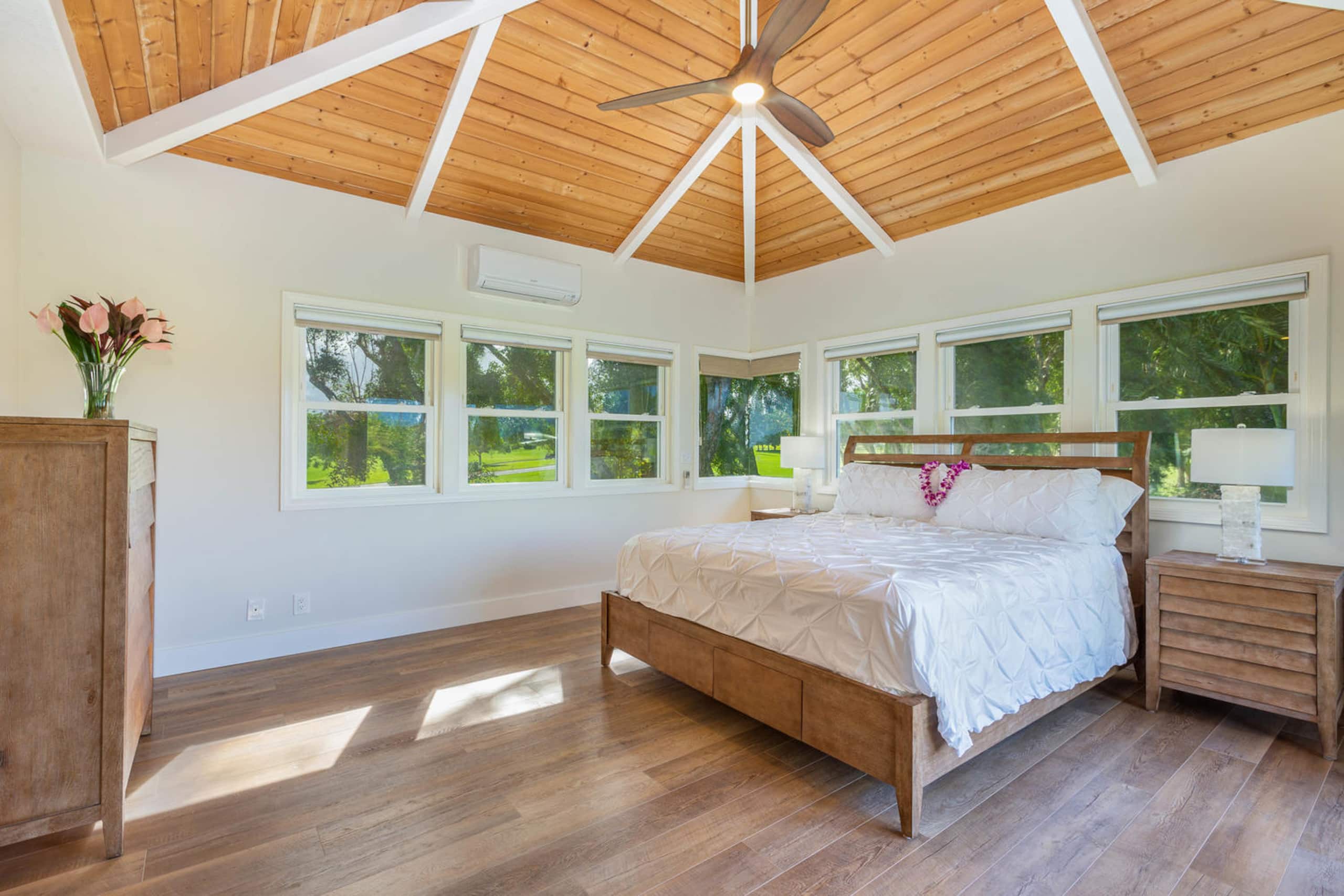Pohaku Villa Tropical Home AC, Pool, Lanai, View - Photo 22