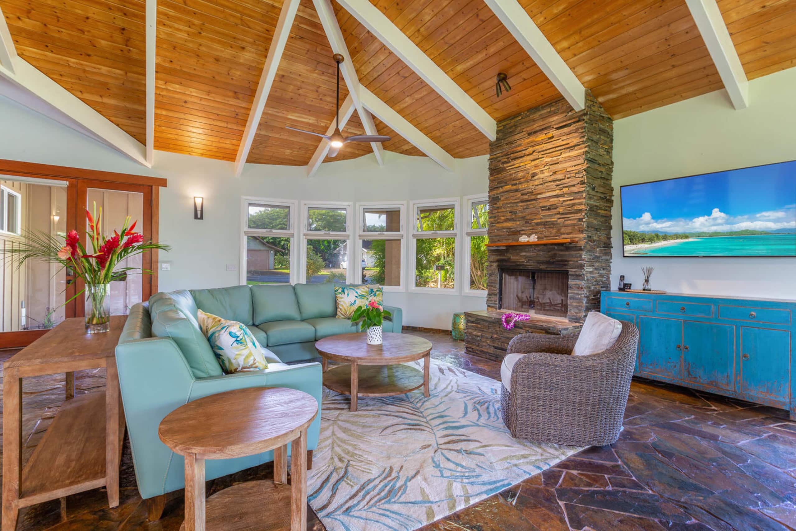 Pohaku Villa Tropical Home AC, Pool, Lanai, View - Photo 6