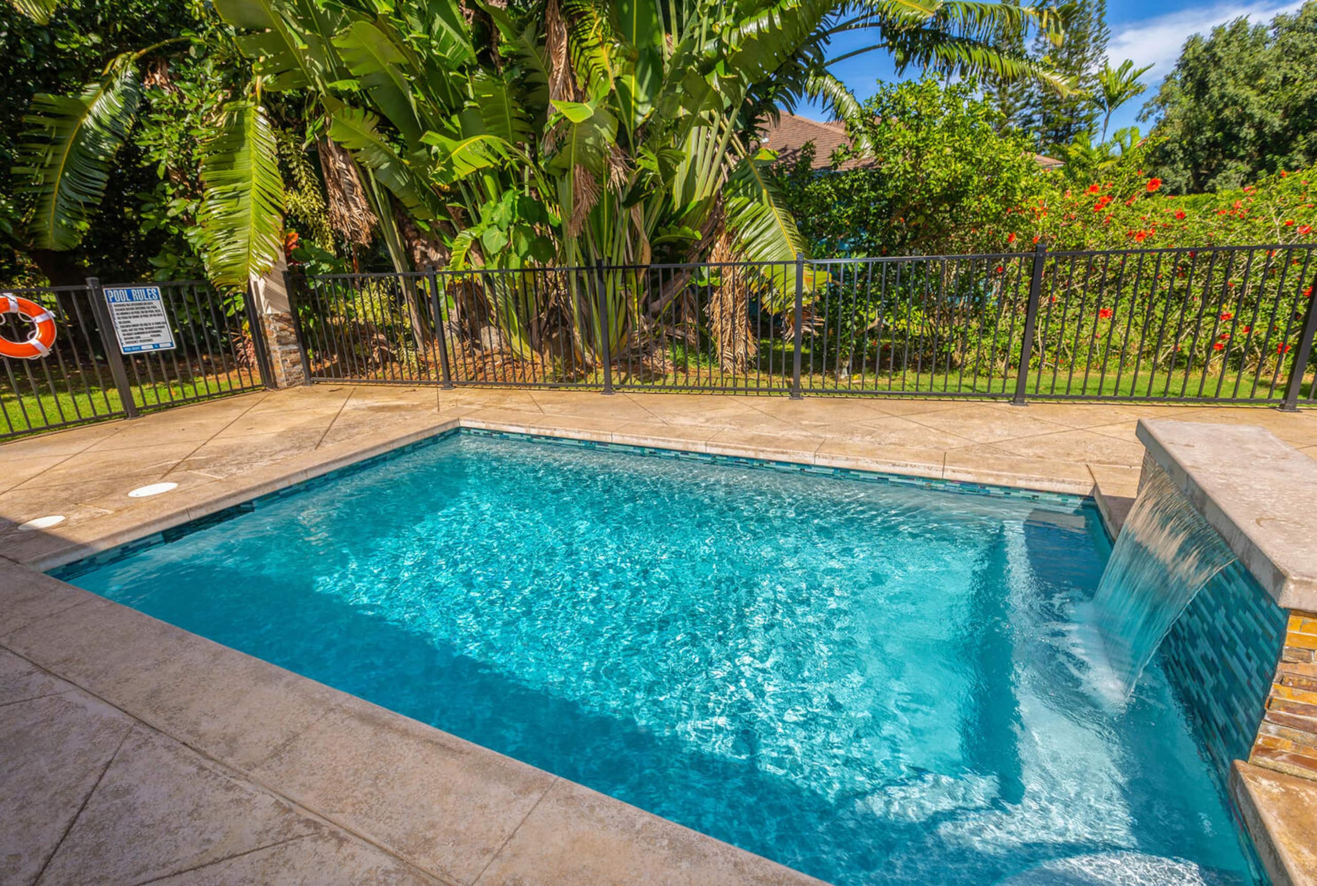Pohaku Villa Tropical Home AC, Pool, Lanai, View - Photo 25