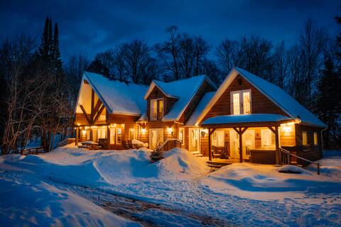 Lakefront, 4000sq/f, Gym, Beach, Hot Tub, Sauna