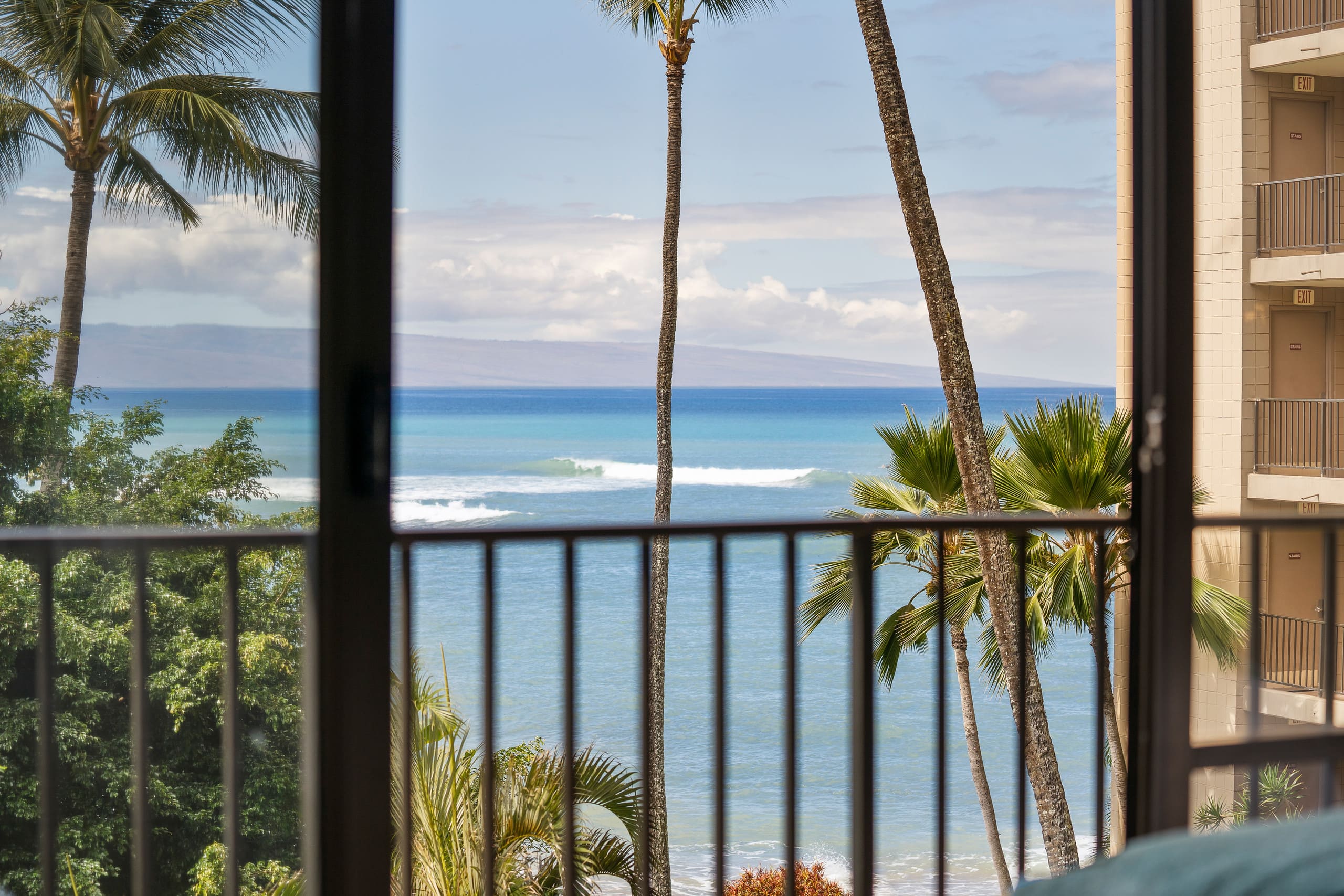 Condo in Lahaina · ★4.54 · 1 bedroom · 2 beds · 1 bath - Image 24