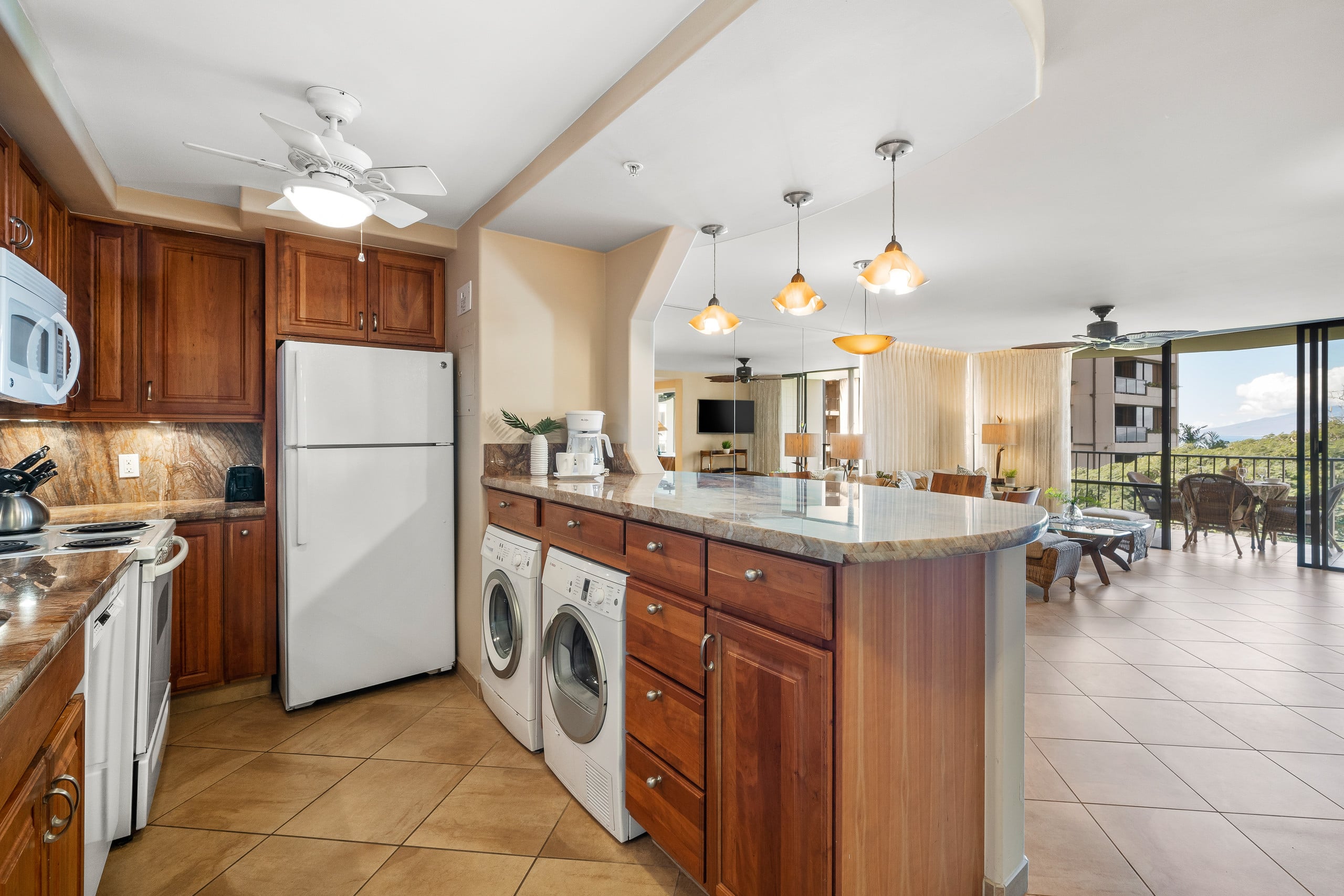 Condo in Lahaina · ★4.54 · 1 bedroom · 2 beds · 1 bath - Image 7