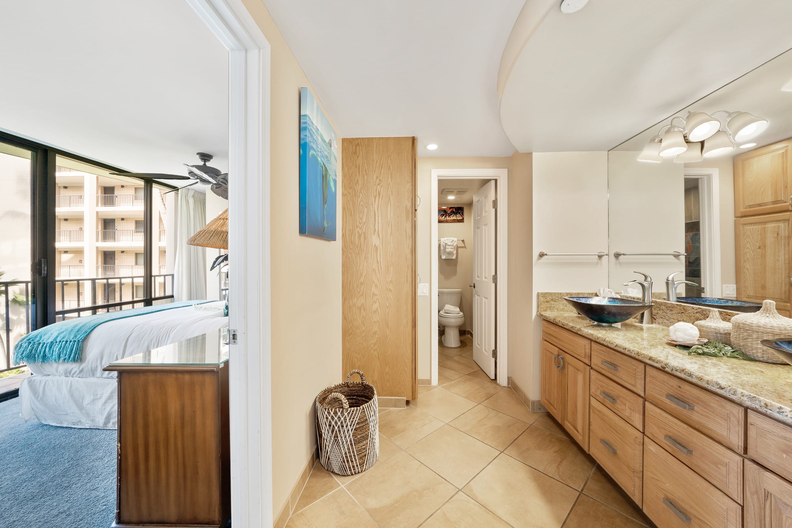 Condo in Lahaina · ★4.54 · 1 bedroom · 2 beds · 1 bath - Image 19