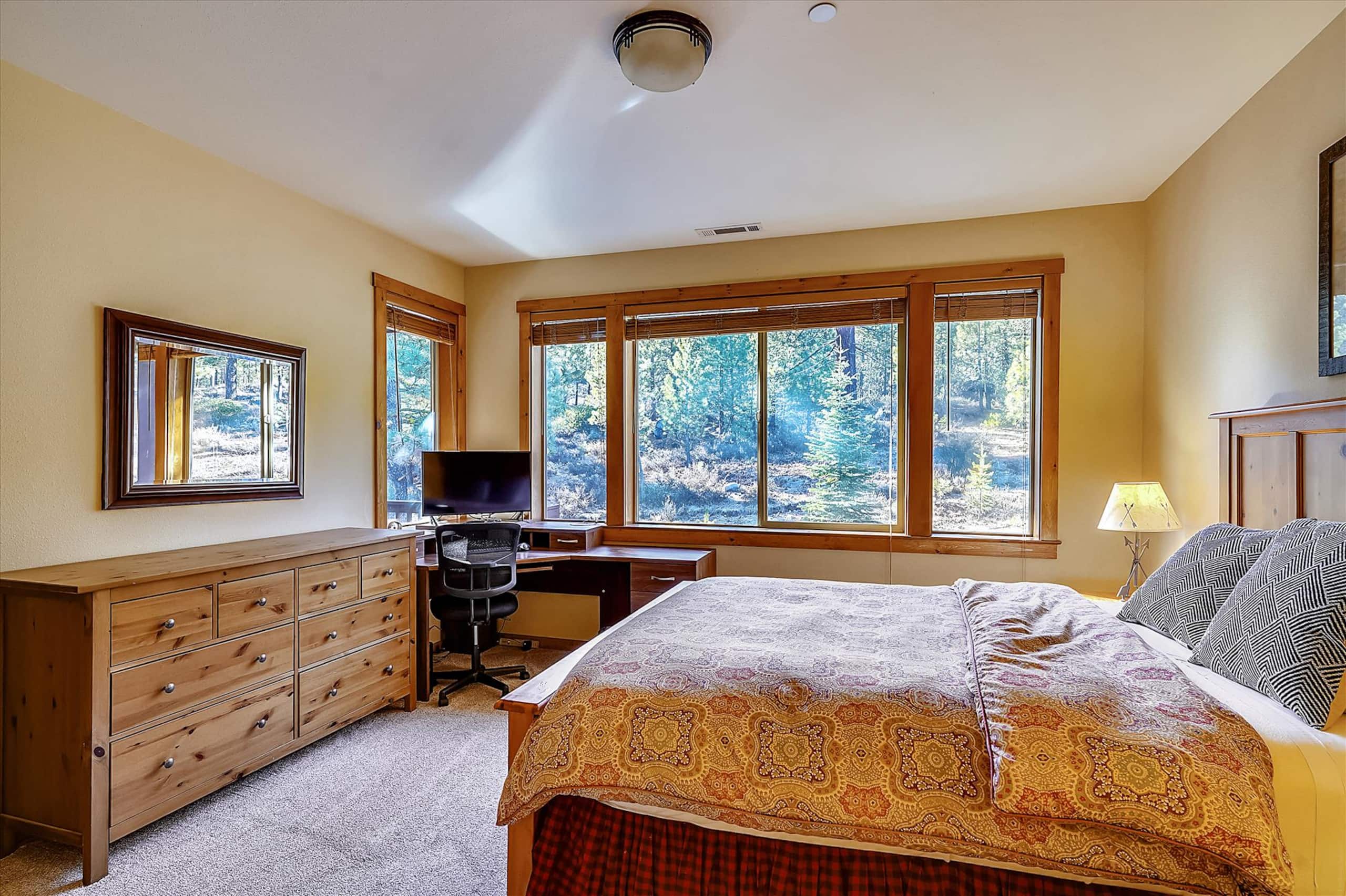 Ski-In/Ski-Out Condo with Pool & Hot Tub - Photo 14