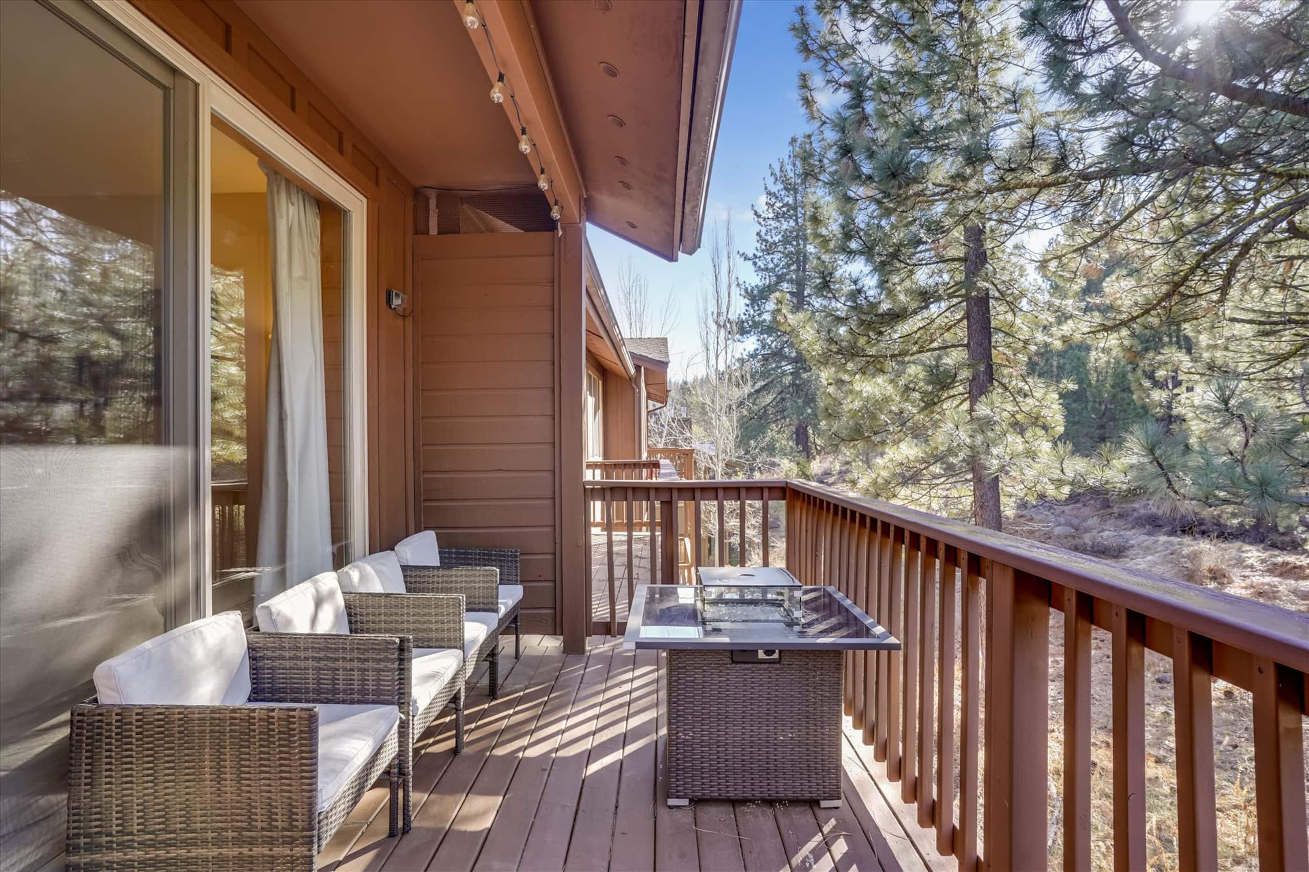 Ski-In/Ski-Out Condo with Pool & Hot Tub - Photo 12